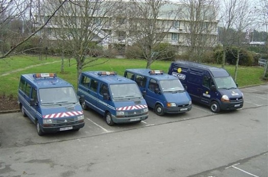 vehicules-gendarmerie intrus-gendarmerie